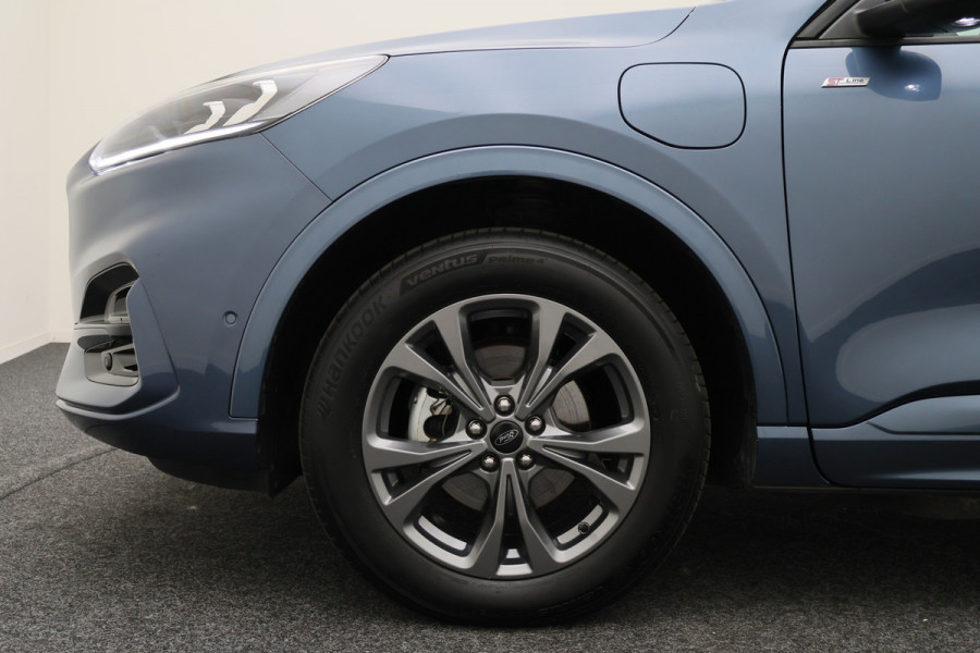 Ford Kuga 2.5 PHEV ST-Line Winter Pack, Head-Up, ACC, Camera, Apple Carplay, LED, 18"