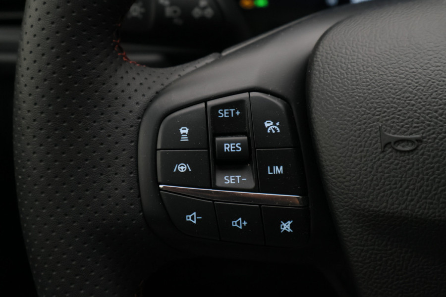 Ford Kuga 2.5 PHEV ST-Line Winter Pack, Head-Up, ACC, Camera, Apple Carplay, LED, 18"