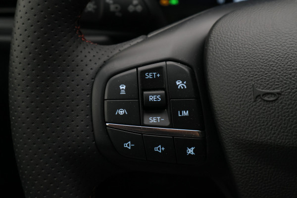 Ford Kuga 2.5 PHEV ST-Line Winter Pack, Head-Up, ACC, Camera, Apple Carplay, LED, 18"
