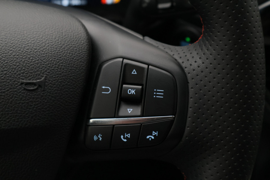 Ford Kuga 2.5 PHEV ST-Line Winter Pack, Head-Up, ACC, Camera, Apple Carplay, LED, 18"