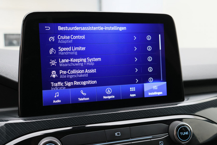 Ford Kuga 2.5 PHEV ST-Line Winter Pack, Head-Up, ACC, Camera, Apple Carplay, LED, 18"
