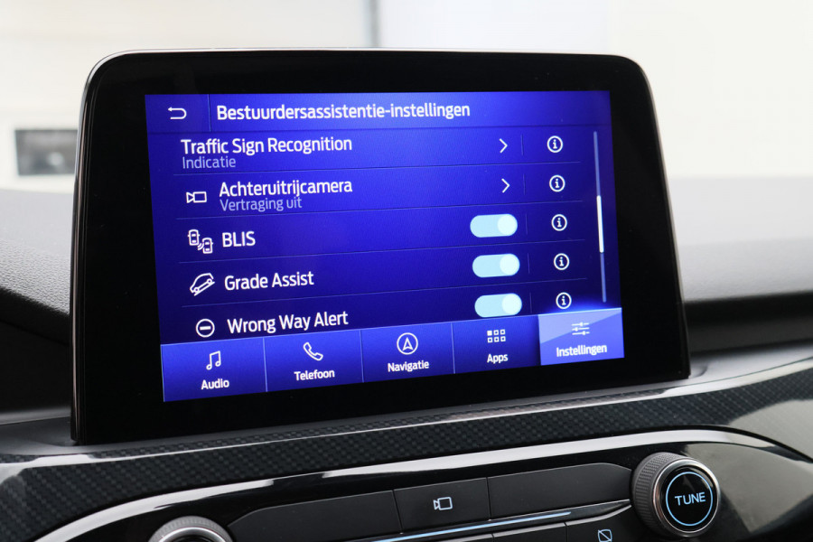 Ford Kuga 2.5 PHEV ST-Line Winter Pack, Head-Up, ACC, Camera, Apple Carplay, LED, 18"