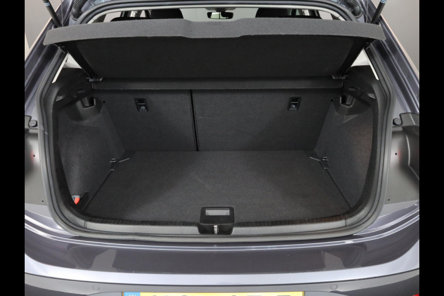 Volkswagen Polo 1.0 TSI Life Edition 95 pk Automaat (DSG) | Verlengde garantie | Parkeersensoren | Achteruitrijcamera | Adaptieve cruise control | Autom. airco | Keyless |