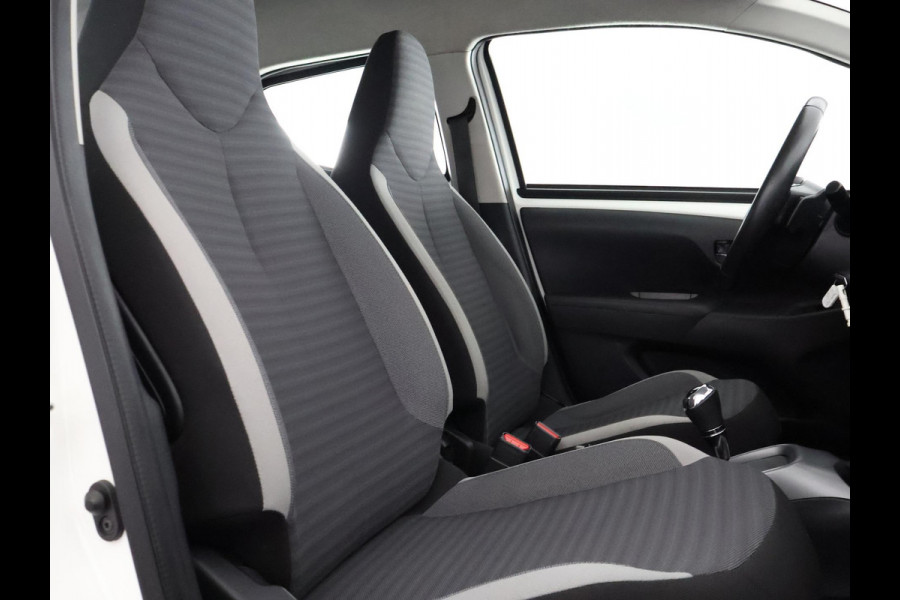 Toyota Aygo 1.0 VVT-i X-Play Automaat | Apple Carplay & AndroidAUTO | Airco | Camera | Bluetooth |