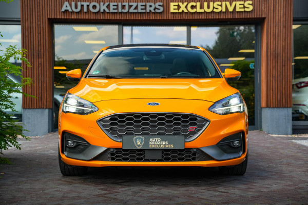 Ford Focus 2.3 EcoBoost ST-X 280PK Panoramadak Camera Stoelverw. Performance DAB+