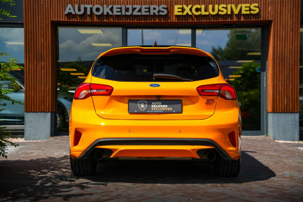 Ford Focus 2.3 EcoBoost ST-X 280PK Panoramadak Camera Stoelverw. Performance DAB+