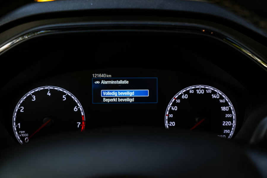 Ford Focus 2.3 EcoBoost ST-X 280PK Panoramadak Camera Stoelverw. Performance DAB+