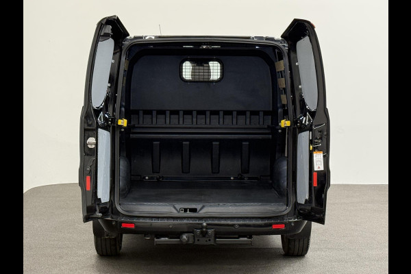 Ford Transit Custom 300 2.0 TDCI L2H1 Limited Dubbele cabine Automaat Navigatie Airco 2 Schuifdeuren Trekhaak PDC Carplay DAB
