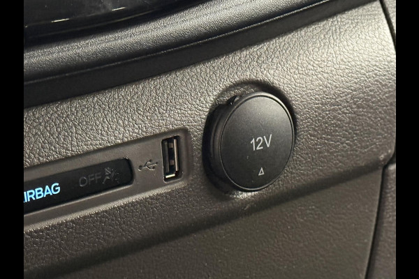 Ford Transit Custom 300 2.0 TDCI L2H1 Limited Dubbele cabine Automaat Navigatie Airco 2 Schuifdeuren Trekhaak PDC Carplay DAB