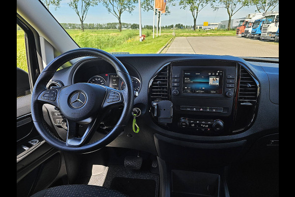 Mercedes-Benz Vito 114 CDI Lang L2 LED Airco/ECC Automaat Adaptieve Cruise Bumpers-Kleur Achterdeuren 2xZijdeuren Navi Euro6