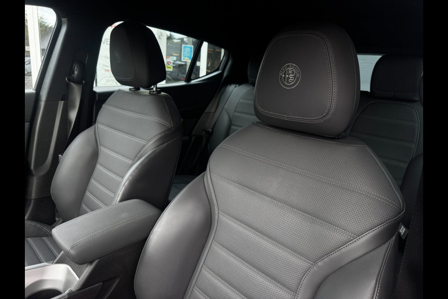 Alfa Romeo Tonale 1.5T Hybrid Veloce | Leder + Memory | Harman/Kardon | 360 Camera | Winter Pack