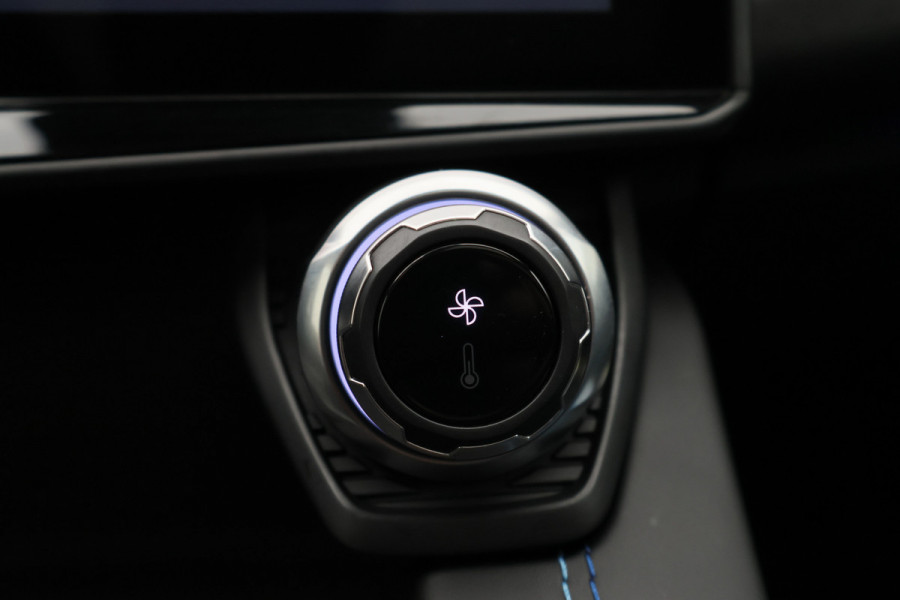 Lynk & Co 01 1.5 360° Camera, Panoramadak, ACC, Apple Carplay, Infinity Sound, DAB, 20''