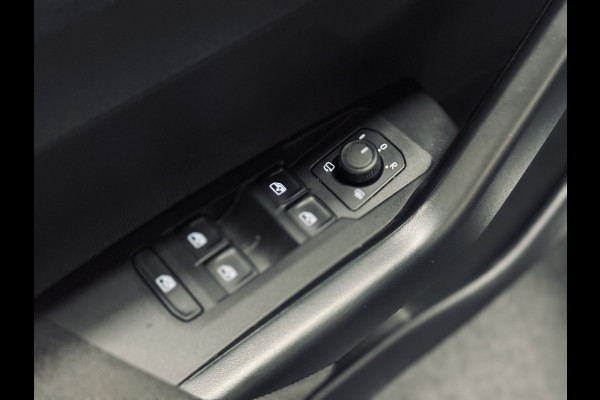 Volkswagen Taigo 1.0 TSI Life | Camera | Keyless | CarPlay