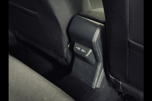 Volkswagen Taigo 1.0 TSI Life | Camera | Keyless | CarPlay