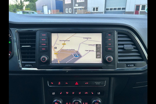 Seat Ateca 1.5 TSI Style, stoelverw. , cruise, automatische trekhaak, el. achterklep.