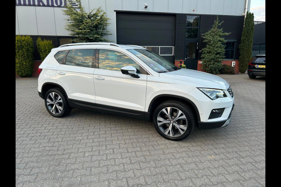 Seat Ateca 1.5 TSI Style, stoelverw. , cruise, automatische trekhaak, el. achterklep.