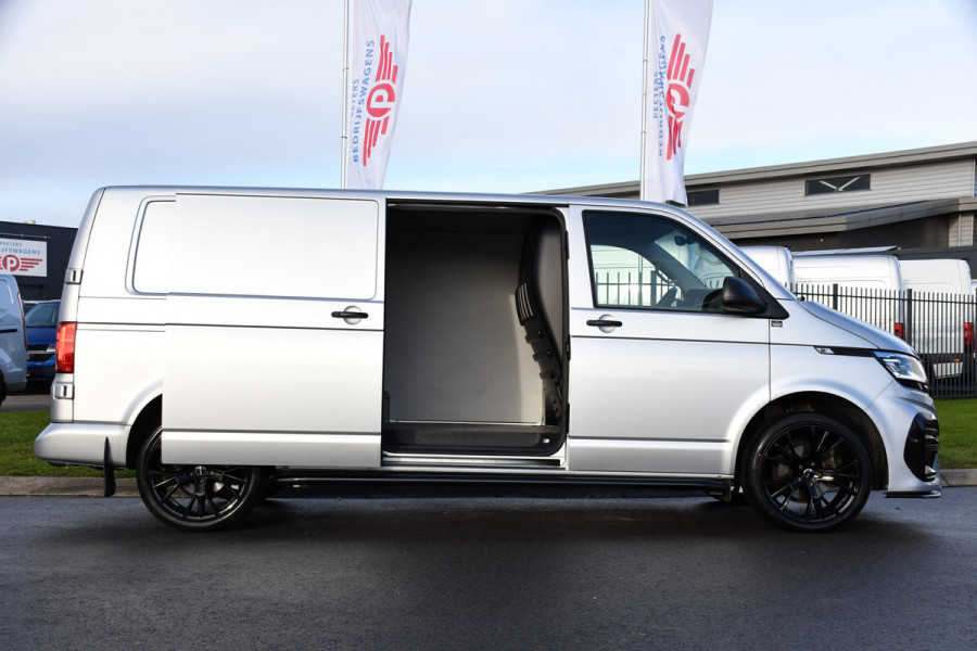 Volkswagen Transporter 2.0 TDI L2H1 ABT Edition Carplay, Sensoren, Cruise, LED, 150pk, Automaat, Multimedia, Uniek!