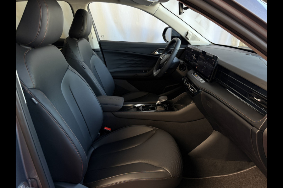 MG MG HS PHEV 1.5 TGDI LUXURY PHEV PLUG-IN HYBRIDE | LEER | 272PK NIEUWE AUTO | >1.000 KM TOTAAL BEREIK | 360° CAMERA | ELEKTRISCHE ACHTERKLEP