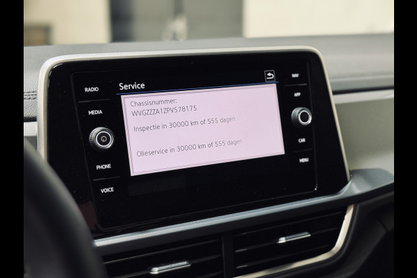 Volkswagen T-Roc 1.5 TSI DSG Style | IQ Light | Camera | Stoel/stuurverw.