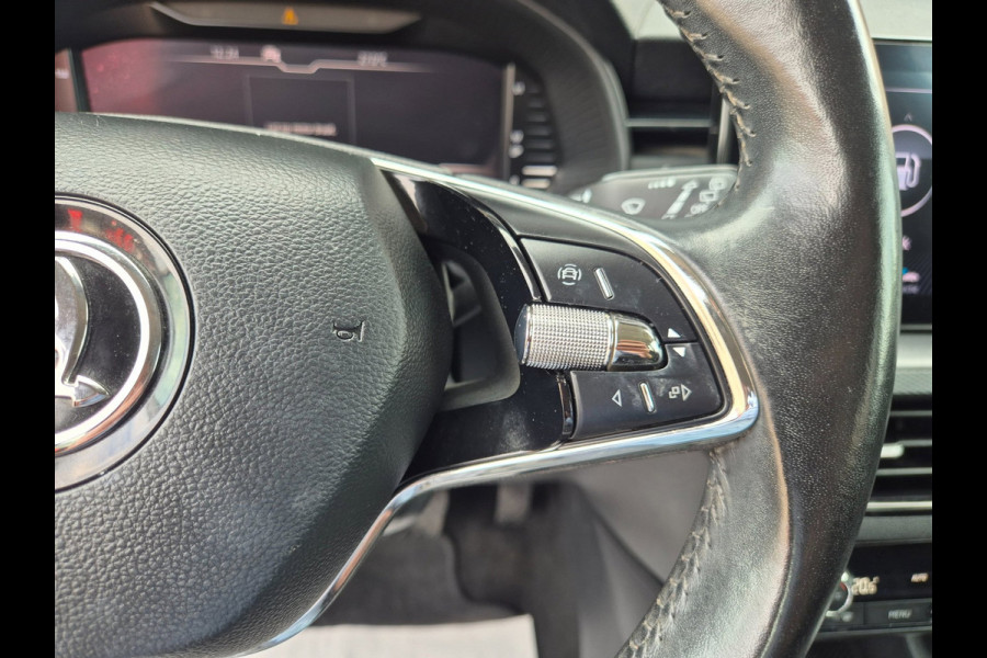 Škoda Kamiq 1.0 TSI Style Virtual, Carplay, Camera