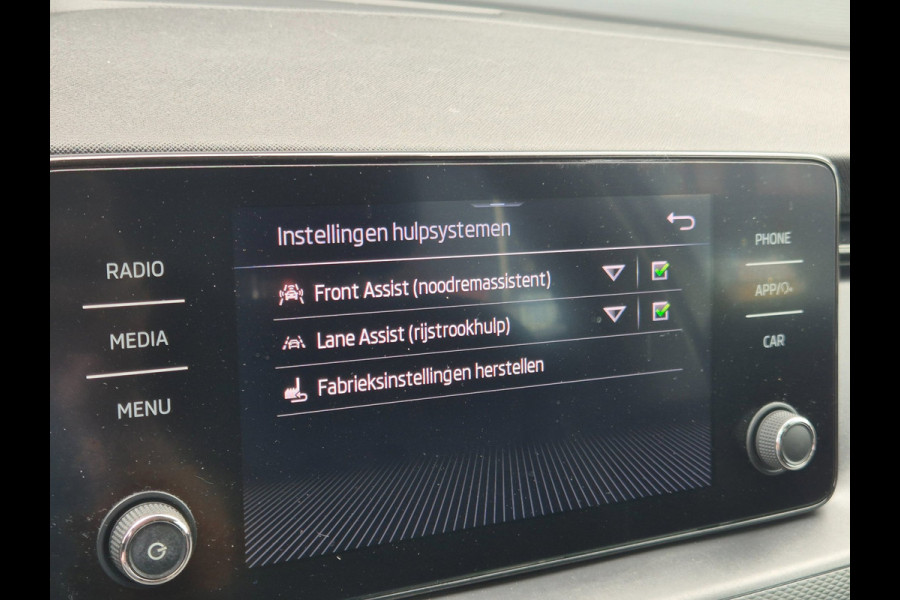 Škoda Kamiq 1.0 TSI Style Virtual, Carplay, Camera