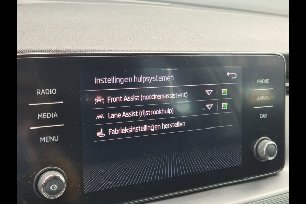 Škoda Kamiq 1.0 TSI Style Virtual, Carplay, Camera