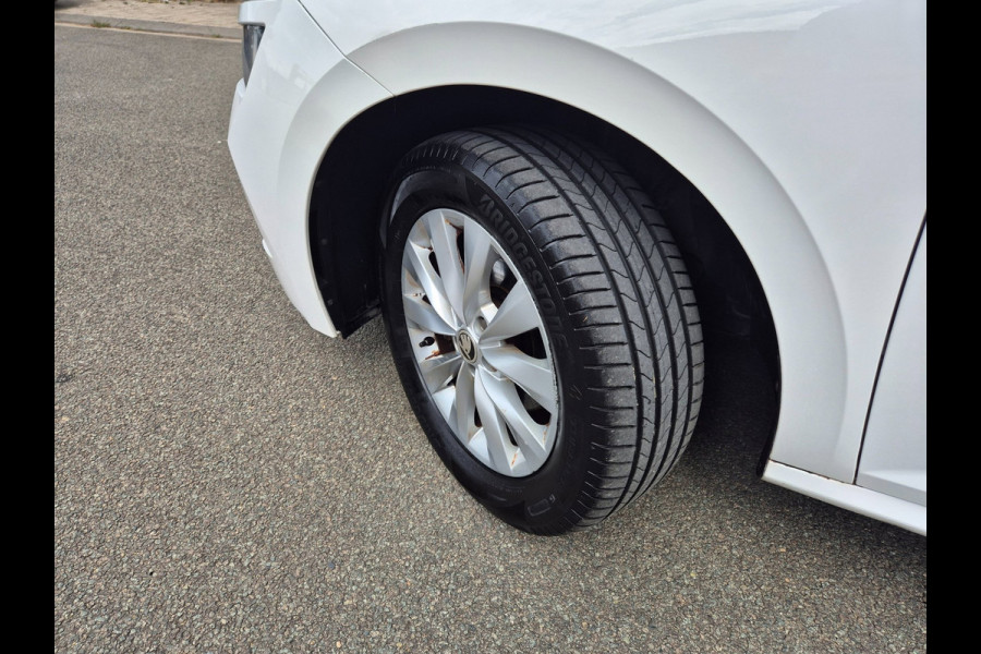 Škoda Kamiq 1.0 TSI Style Virtual, Carplay, Camera