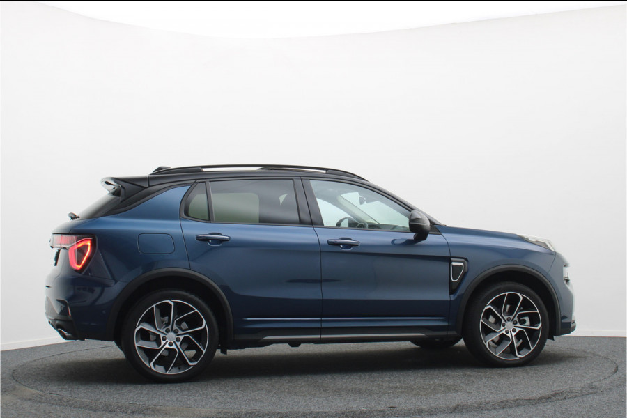 Lynk & Co 01 1.5 Plug-in Hybrid 360° Camera, Panoramadak, Apple Carplay, ACC, Keyless, PDC, LED, 20''