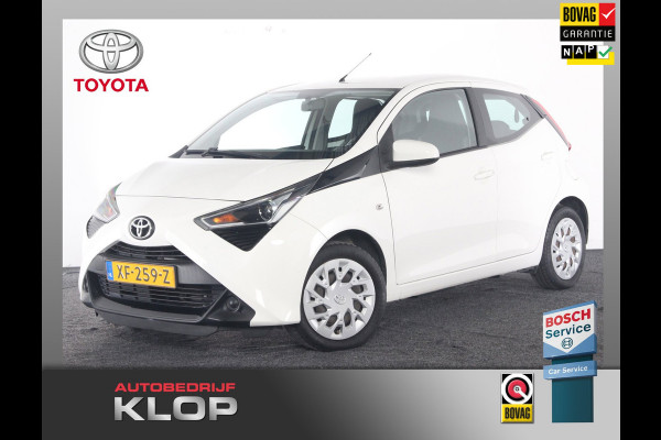 Toyota Aygo 1.0 VVT-i x-play / achteruitrijcamera / groot scherm.
