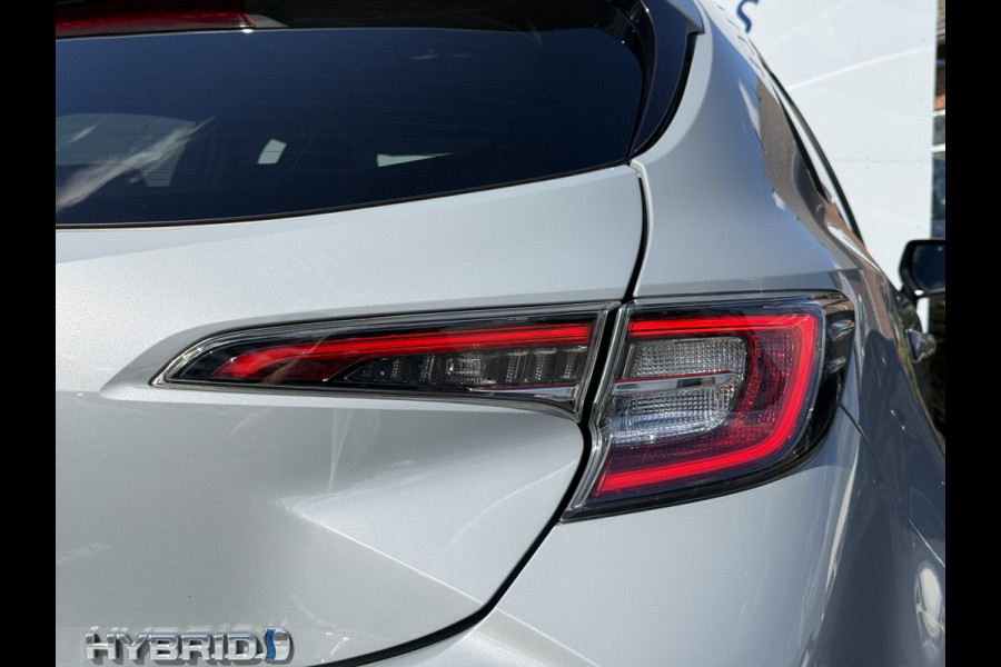 Toyota Corolla 2.0 Hybrid Dynamic | ACC | CarPlay | JBL | Camera | Keyless