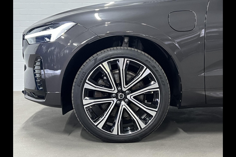 Volvo XC60 2.0 T6 Plug-in hybrid AWD Plus Dark SOH 98% *Long range* Adapt. Cruise | Open dak | Harman/Kardon | Stuur-/Stuurverwarming | Carplay | Achteruitrijcamera