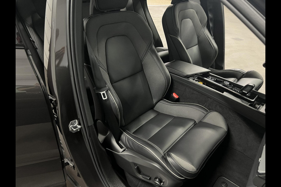 Volvo XC60 2.0 T6 Plug-in hybrid AWD Plus Dark SOH 98% *Long range* Adapt. Cruise | Open dak | Harman/Kardon | Stuur-/Stuurverwarming | Carplay | Achteruitrijcamera