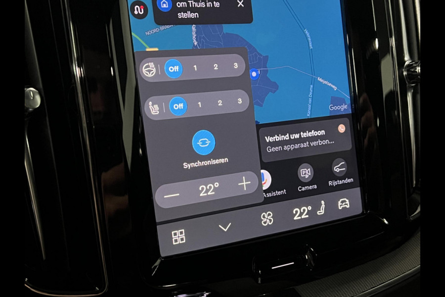 Volvo XC60 2.0 T6 Plug-in hybrid AWD Plus Dark SOH 98% *Long range* Adapt. Cruise | Open dak | Harman/Kardon | Stuur-/Stuurverwarming | Carplay | Achteruitrijcamera