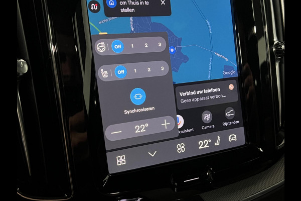 Volvo XC60 2.0 T6 Plug-in hybrid AWD Plus Dark SOH 98% *Long range* Adapt. Cruise | Open dak | Harman/Kardon | Stuur-/Stuurverwarming | Carplay | Achteruitrijcamera