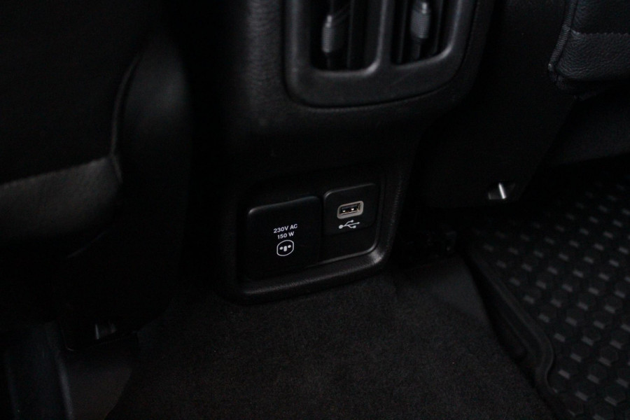 Jeep Compass 4xe 240PK Plug-in Hybrid ELECTRIC S | AFNEEMBARE TREKHAAK | PANORAMA SCHUIF/KANTEL DAK | DAB+ RADIO | NAVIGATIE | ELEKTRISCH BEDIENBARE VOORSTOELEN MET GEHEUGENFUNCTIE OP DE BESTUURDERSSTOEL | STOEL/STUUR VERWARMING | STOEL VENTILATIE | CRUISE CONTROL | DODEHOEK DETECTIE | CLIMATE CONTROL | XENON KOPLAMPEN | LEDEREN BEKLEDING | ELEKTRISCH BEDIENBARE ACHTERKLEP | KEYLESS ENTRY/START | PARKEERSENSOREN VOOR + ACHTER | ACHTERUITRIJ CAMERA | ALPINE AUDIO SYSTEM |