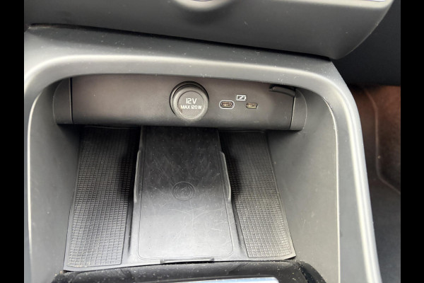 Volvo XC40 Core Recharge SOH 97% | STOEL & STUUR VERWARMING | WARMTEPOMP | ACHTERUITRIJCAMERA | ADAPT. CRUISE CONTROL | 12 MND BOVAG GARANTIE