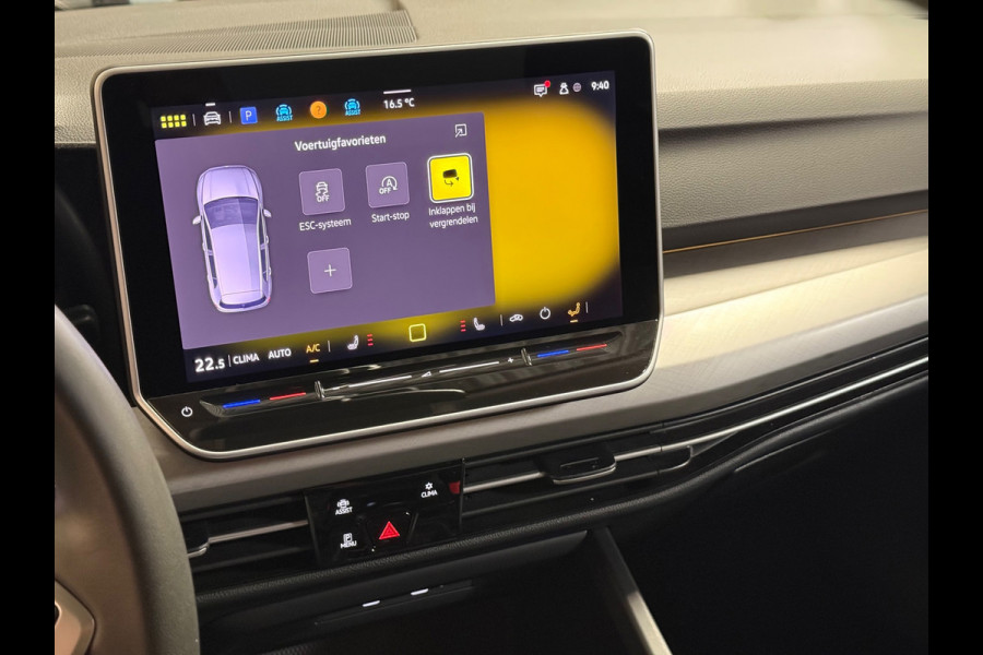 Volkswagen Golf 1.5 eTSI Life Edition | Stoel/Stuurverwarming | Carplay | Parkeersensoren | Led | Sfeerverlichting