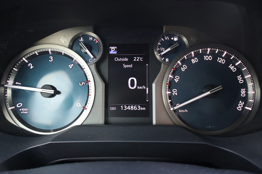 Toyota Land Cruiser 2.8 D-4D-F Challenger Window Van