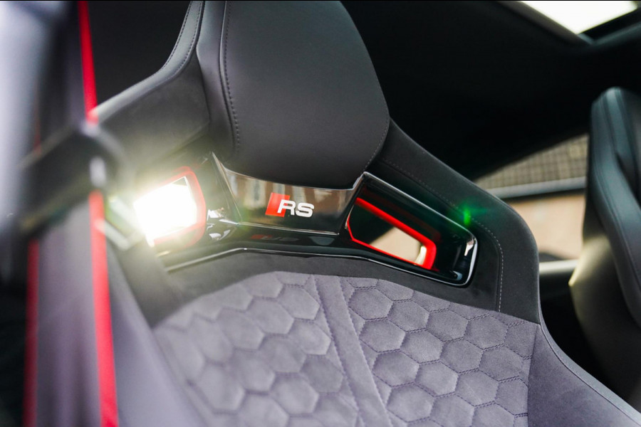 Audi RS5 Sportback 2.9 TFSI RS 5 Quattro Competition Plus | Kuipstoelen | Keramisch | Carbon | Nieuwstaat | HuD | Bang&Olufsen |