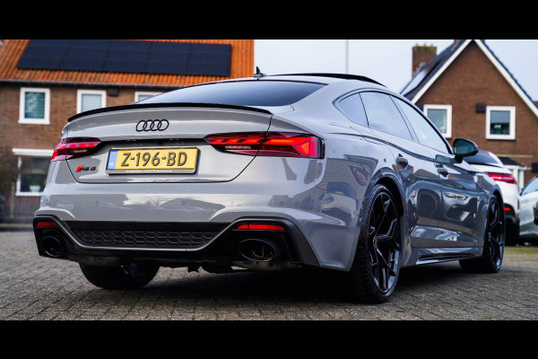 Audi RS5 Sportback 2.9 TFSI RS 5 Quattro Competition Plus | Kuipstoelen | Keramisch | Carbon | Nieuwstaat | HuD | Bang&Olufsen |