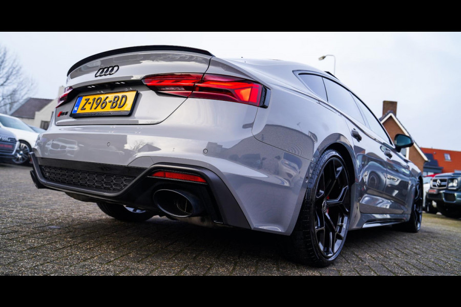Audi RS5 Sportback 2.9 TFSI RS 5 Quattro Competition Plus | Kuipstoelen | Keramisch | Carbon | Nieuwstaat | HuD | Bang&Olufsen |