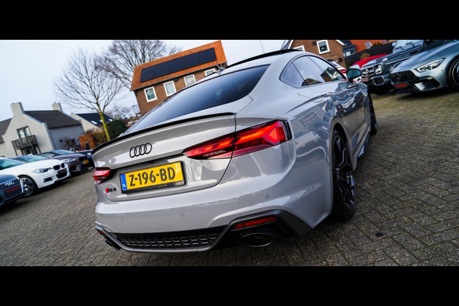 Audi RS5 Sportback 2.9 TFSI RS 5 Quattro Competition Plus | Kuipstoelen | Keramisch | Carbon | Nieuwstaat | HuD | Bang&Olufsen |