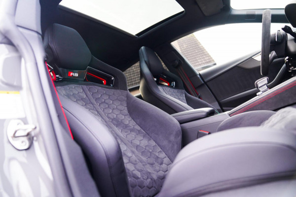Audi RS5 Sportback 2.9 TFSI RS 5 Quattro Competition Plus | Kuipstoelen | Keramisch | Carbon | Nieuwstaat | HuD | Bang&Olufsen |