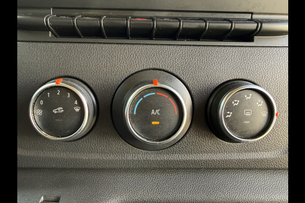 Renault Master Plancher T35 2.3 DCI 150PK Automaat LED Airco Cruise Control Camera Foodtruck Meubelbak Paardenwagen