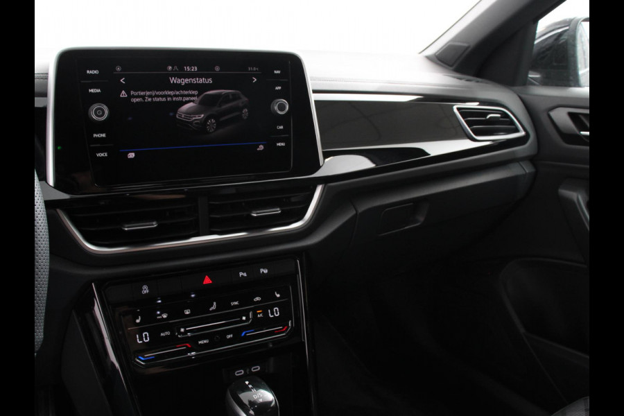 Volkswagen T-Roc 1.5 TSI 150pk Automaat R-Line Edition Navigatie Apple Carplay/Android Auto Camera Climate Control Electrisch te openen achterklep Dab Verwarmbare stoelen