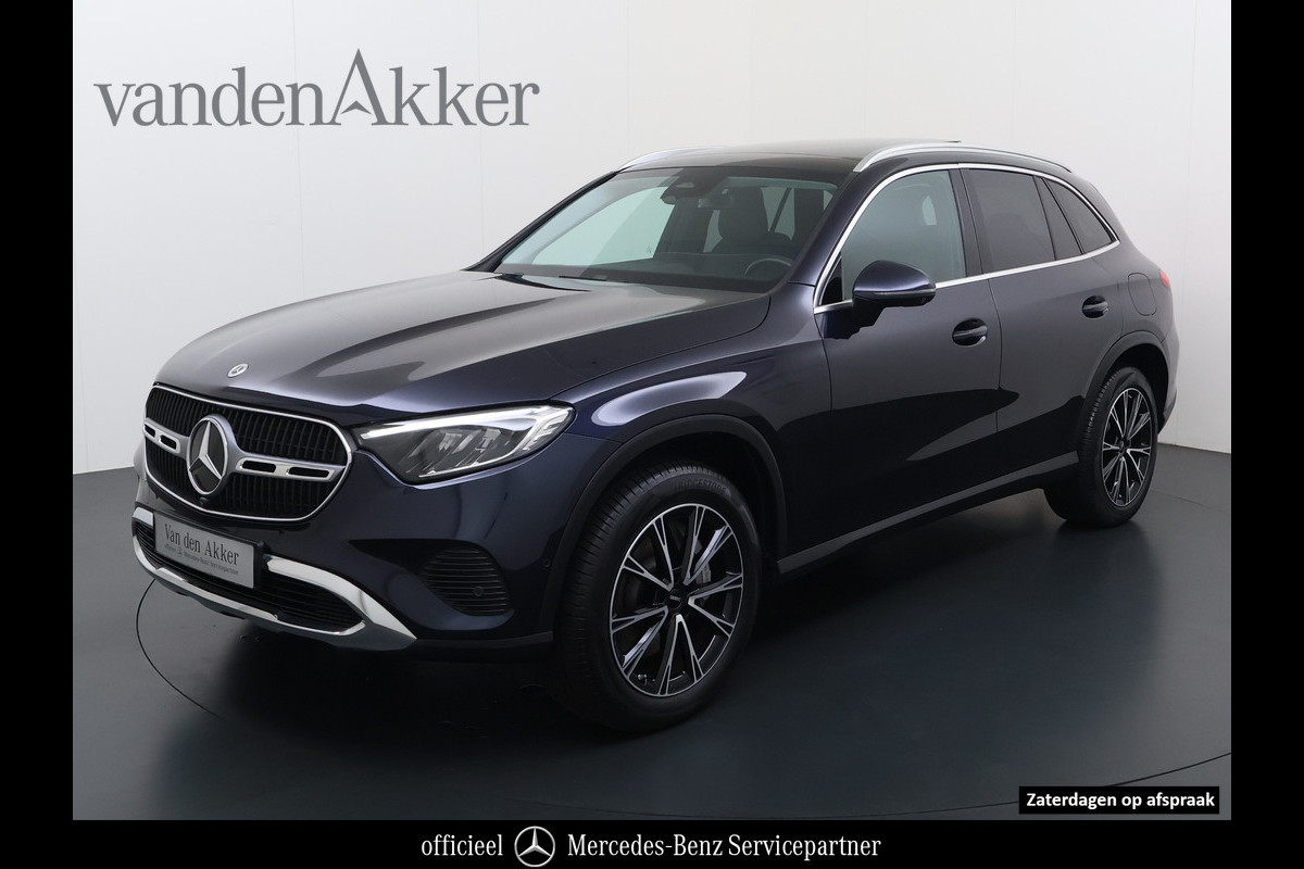 Mercedes-Benz GLC 300e 4Matic // Trekhaak // Panoramadak // 360 Camera // Distronic // GRATIS Winterbandenset // Carplay