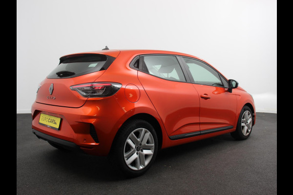 Renault Clio 1.0 TCe 90 Evolution Climate control Cruise control Camera Parkeersensoren achter Verwarmde voorstoelen Stuurverwarming LED Trekhaak Apple Carplay/ Android Auto