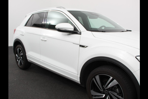 Volkswagen T-Roc 1.5 TSI 150pk Automaat R-Line Edition Navigatie Apple Carplay/Android Auto Camera Climate Control Electrisch te openen achterklep Dab Verwarmbare stoelen