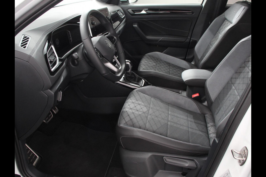 Volkswagen T-Roc 1.5 TSI 150pk Automaat R-Line Edition Navigatie Apple Carplay/Android Auto Camera Climate Control Electrisch te openen achterklep Dab Verwarmbare stoelen