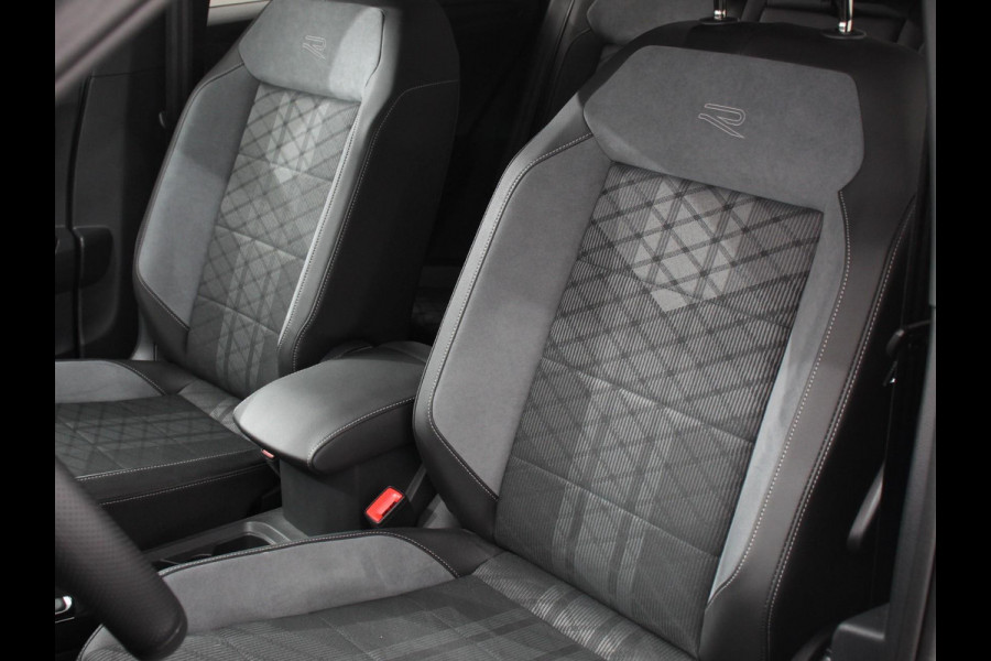 Volkswagen T-Roc 1.5 TSI 150pk Automaat R-Line Edition Navigatie Apple Carplay/Android Auto Camera Climate Control Electrisch te openen achterklep Dab Verwarmbare stoelen